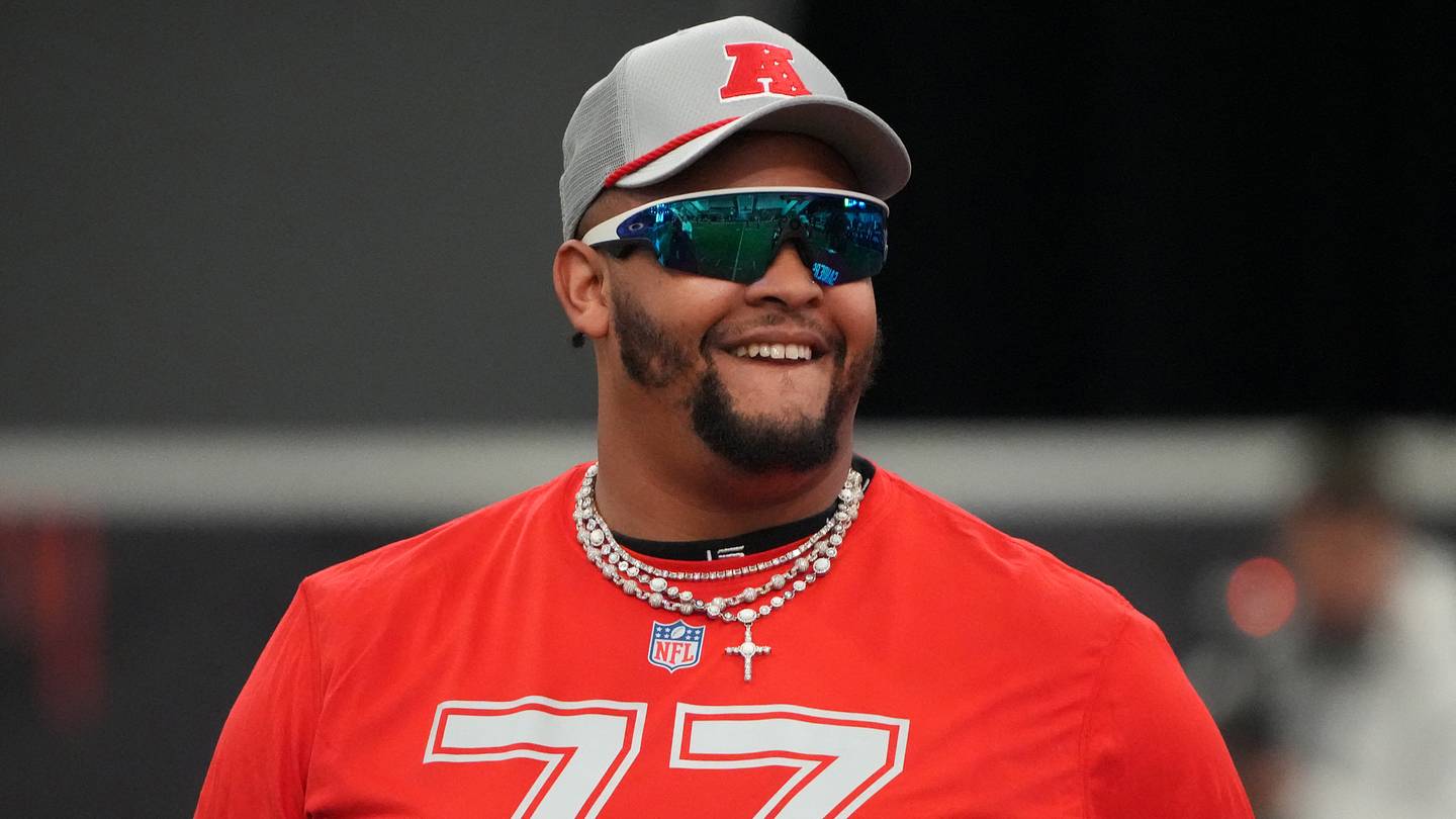 Bills' Veteran Dion Dawkins Falls 15 Spots in Latest NFL Top 100 Nod