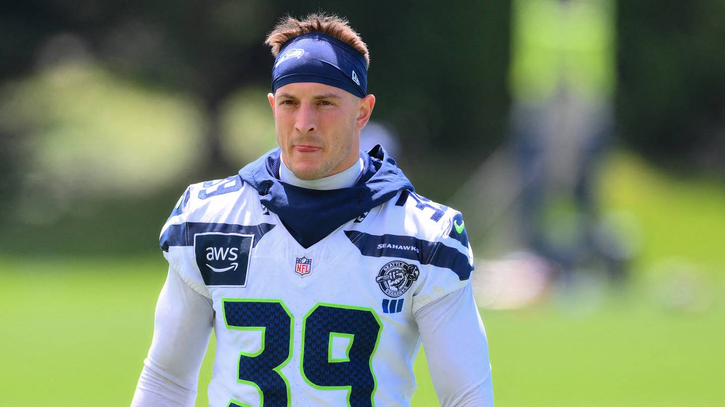 Seahawks Veterans Who Could Lose Their Starting Jobs This Summer