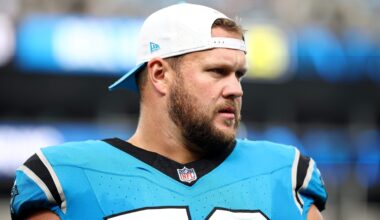49ers Urged to Sign Versatile 6-foot-6, 300-Pound Free Agent OL
