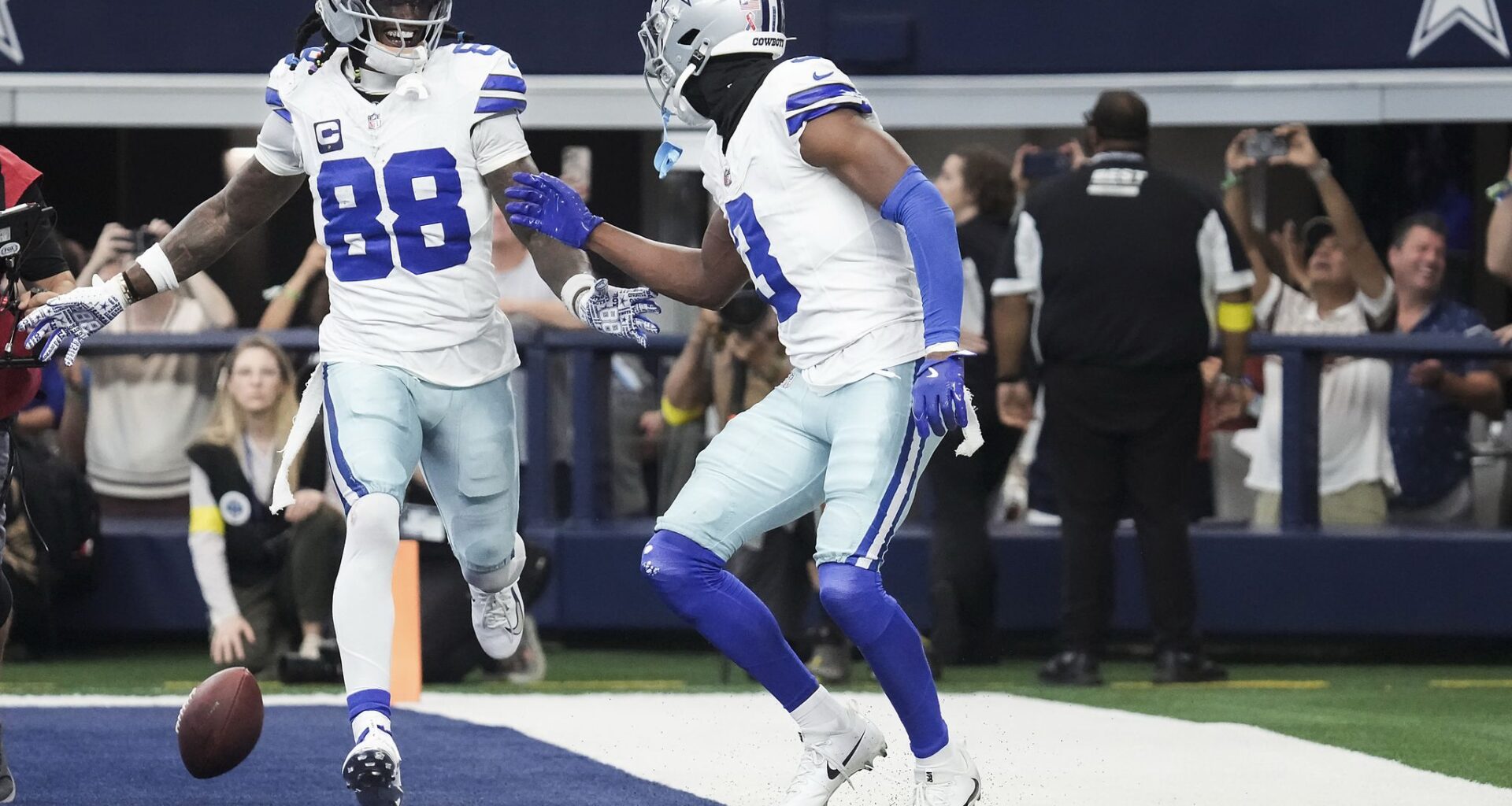 Are Cowboys' CeeDee Lamb, George Pickens both top 10 WRs?