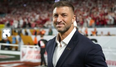 Someone brought a very fitting item for Florida Gators legend Tim Tebow to autograph