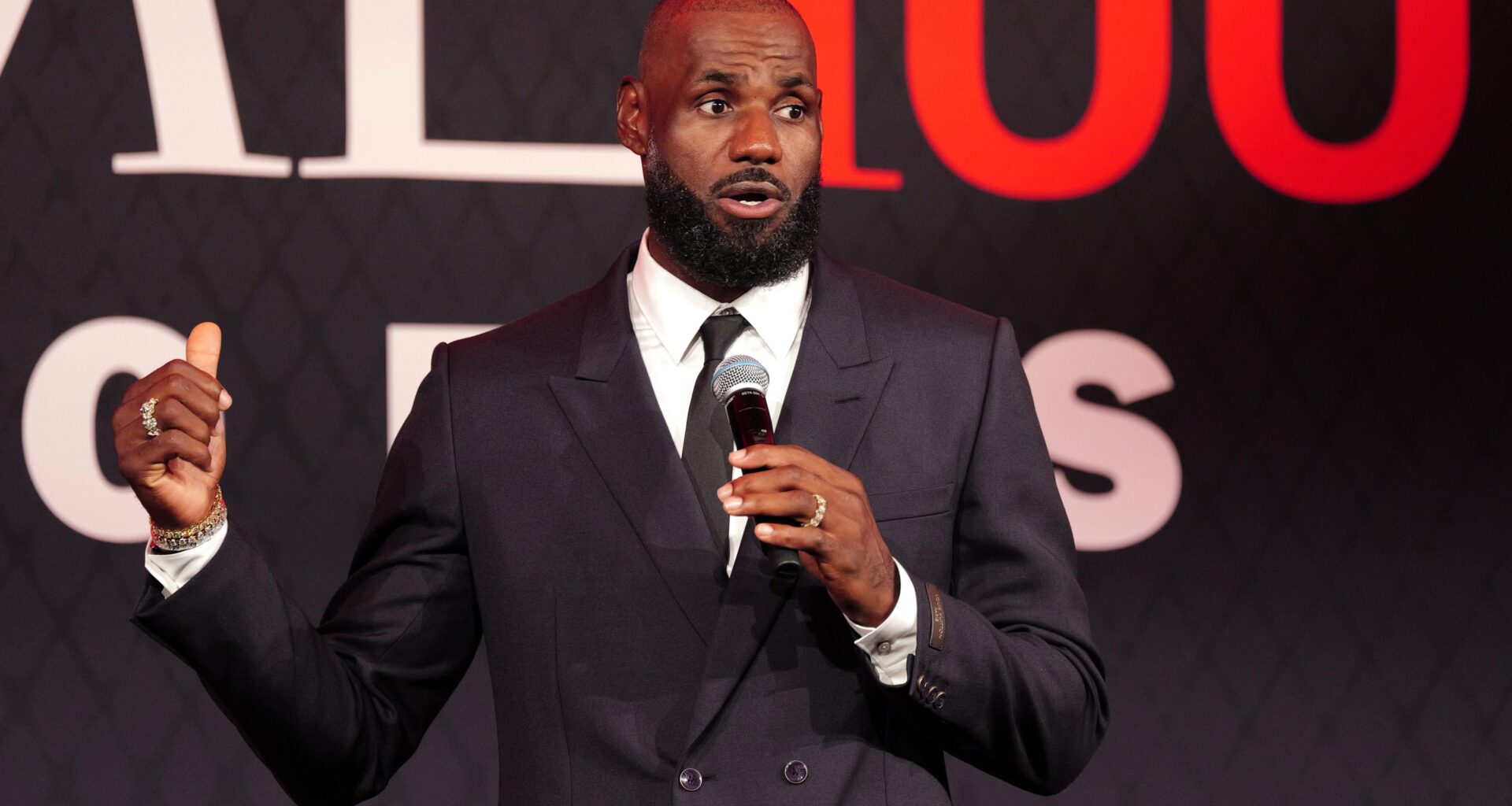 Will Anderson Jr. Sends Message on LeBron James After Remarks