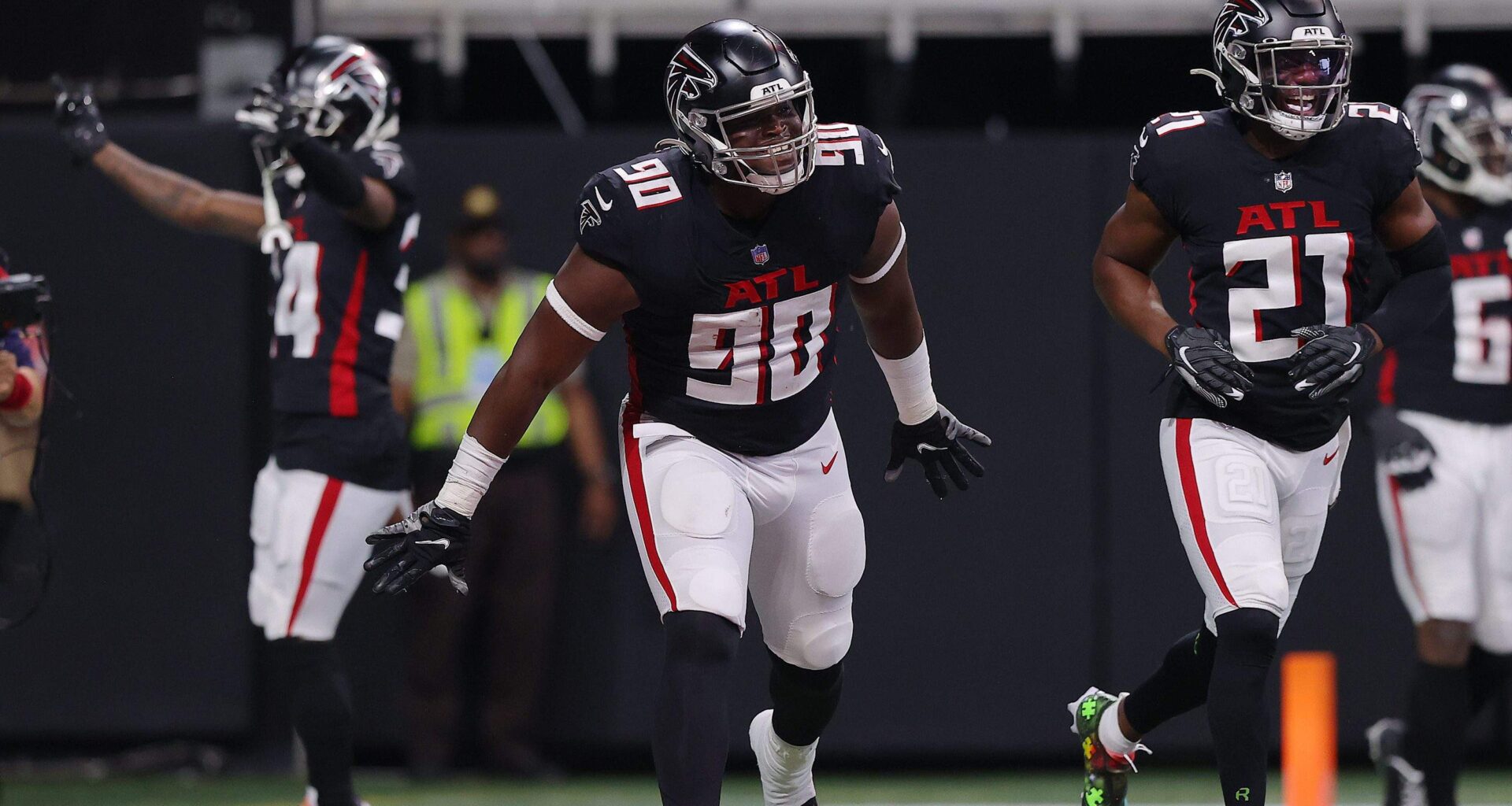 Giants Sign Former 2nd Round Pick Amid Defensive Line Injuries