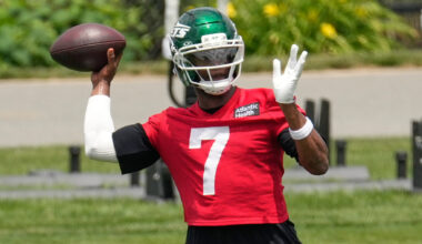 Jets' Geno Smith focused on getting back to work after being off-field 'distraction' in offseason
