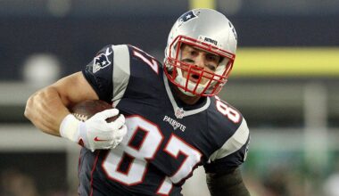 Rob Gronkowski tells Caitlin Clark to keep proving the haters wrong