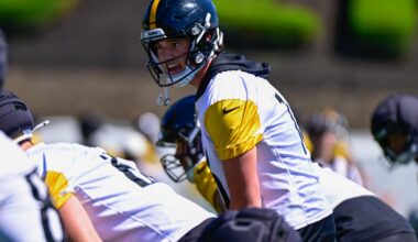 Steelers Sights & Sounds: Up-Close Look at Quarterback Room