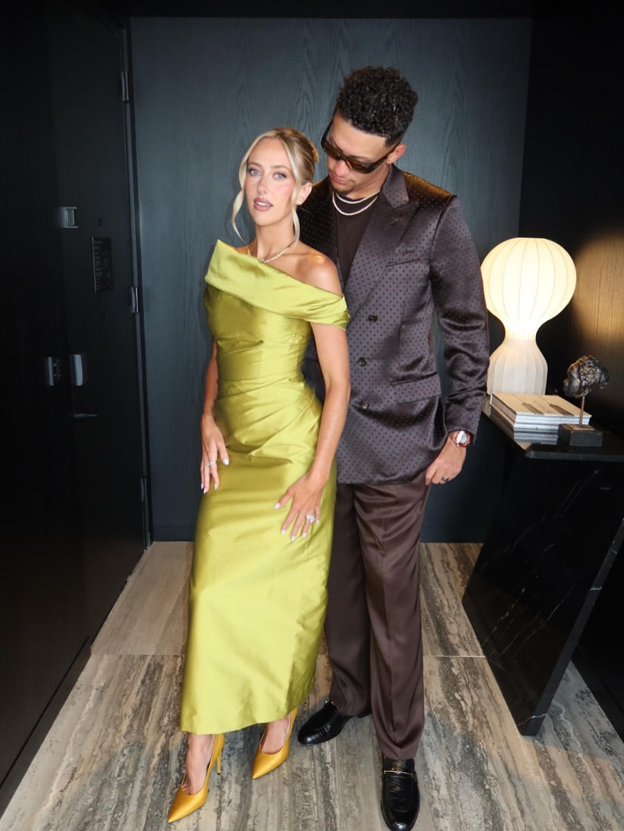 Patrick and Brittany Mahomes show off their outfits 