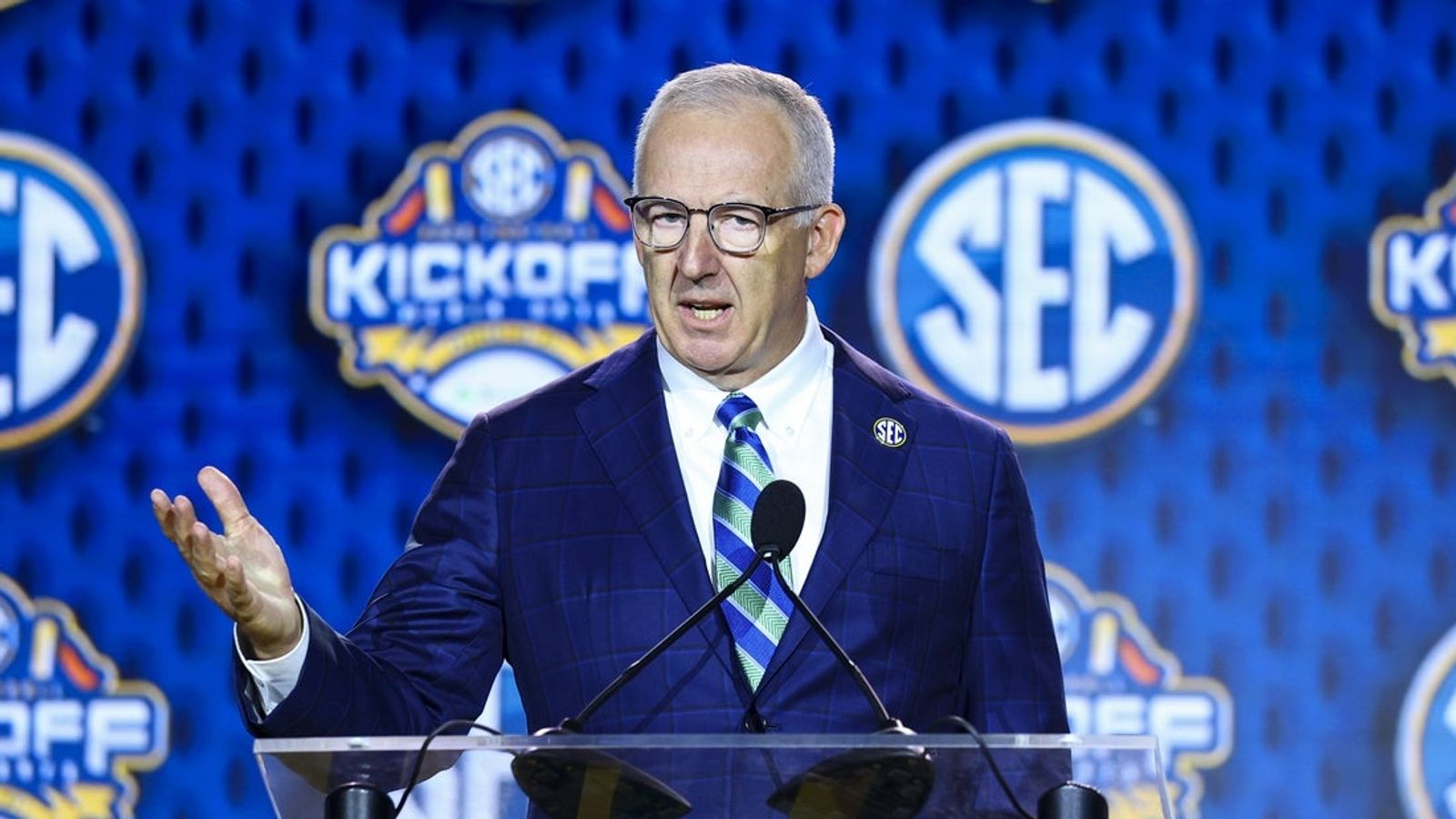 SEC notebook: Greg Sankey softens tone on breaking away from NCAA