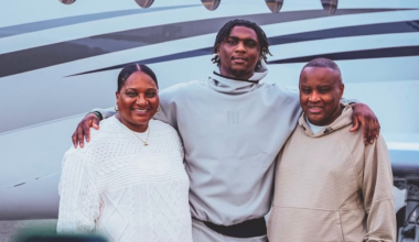 Cam Ward's latest gesture for his parents on Netflix's 'Quarterback' tells Titans fans everything they need to know