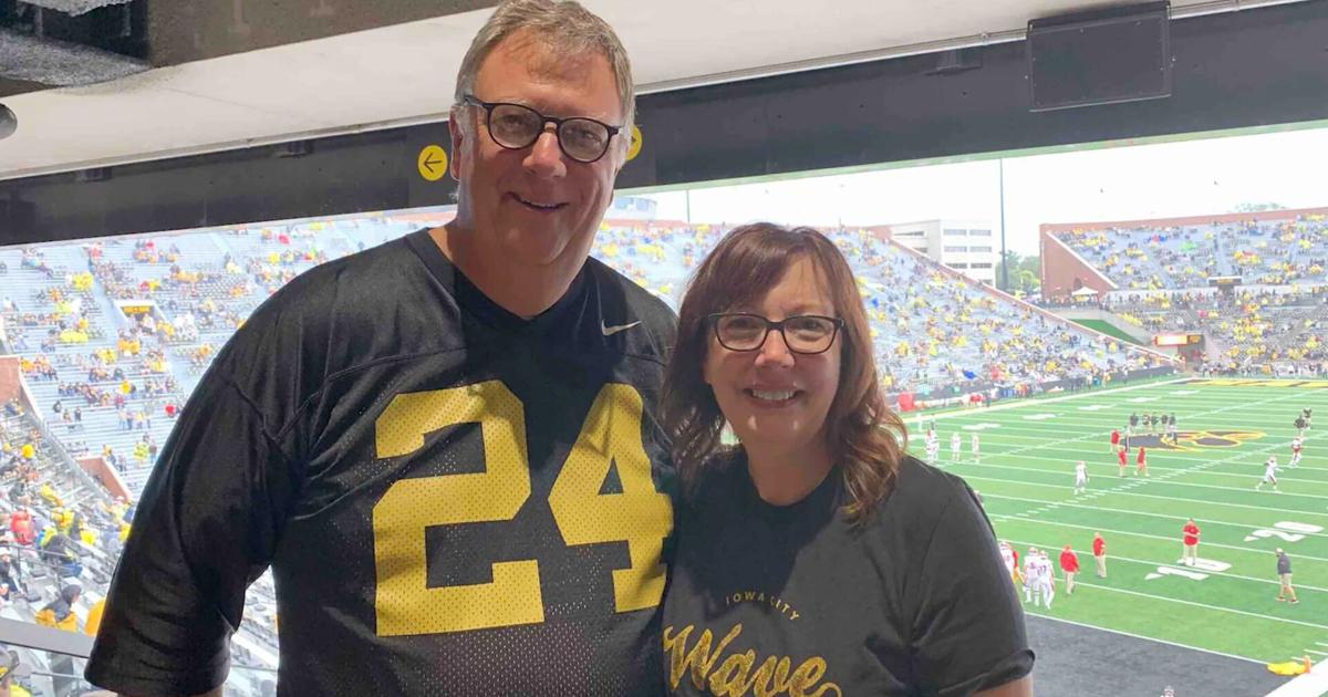 Iowa football longtime donor Will Moon dies | Iowa Football