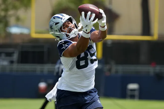 Jul 29, 2026; Oxnard, CA, USA; Dallas Cowboys tight end Brevyn Spann-Ford (89) catches the ball at training camp at River Ridge Playing Fields. Mandatory Credit: Kirby Lee-Imagn Images