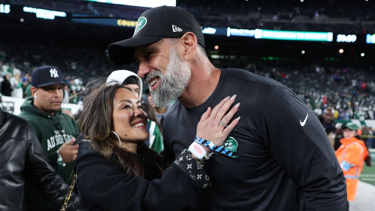 Atlanta Falcons coach Jeff Ulbrich's wife dead at 48: 'It's heartbreaking'