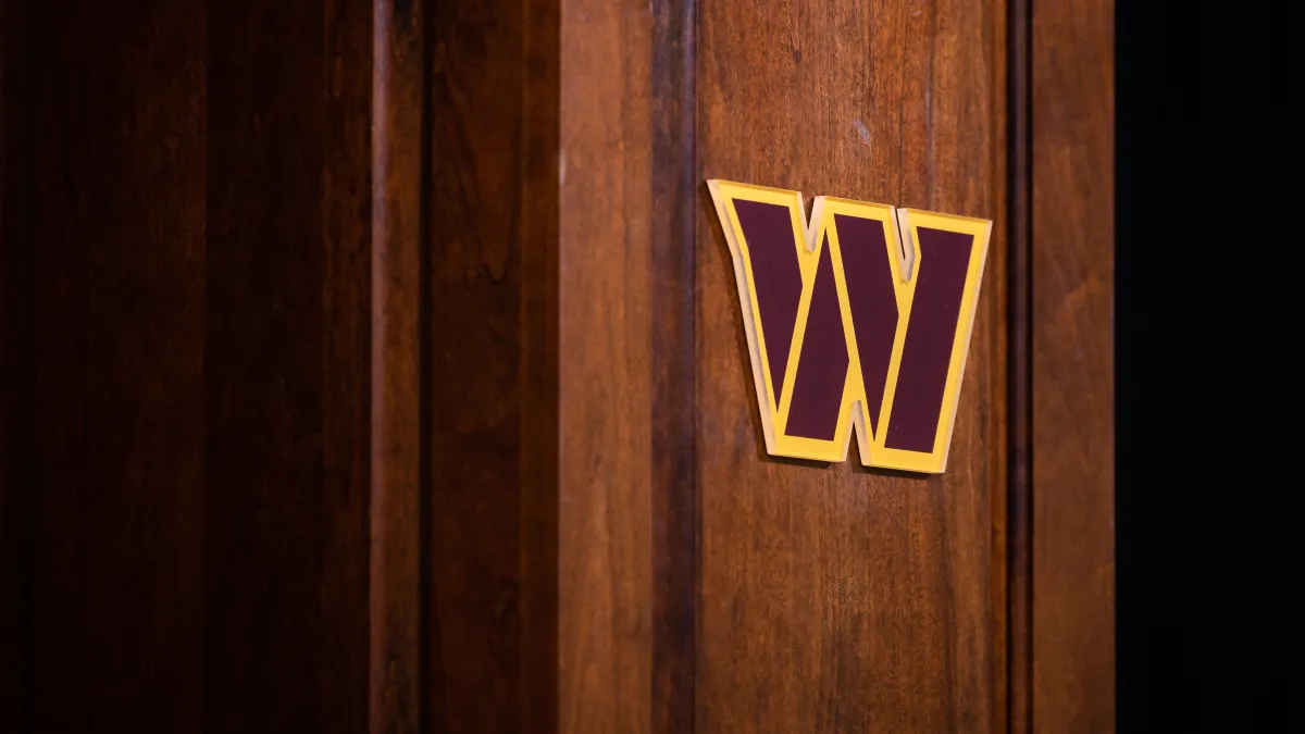 Washington Commanders announce next player to have his number retired image