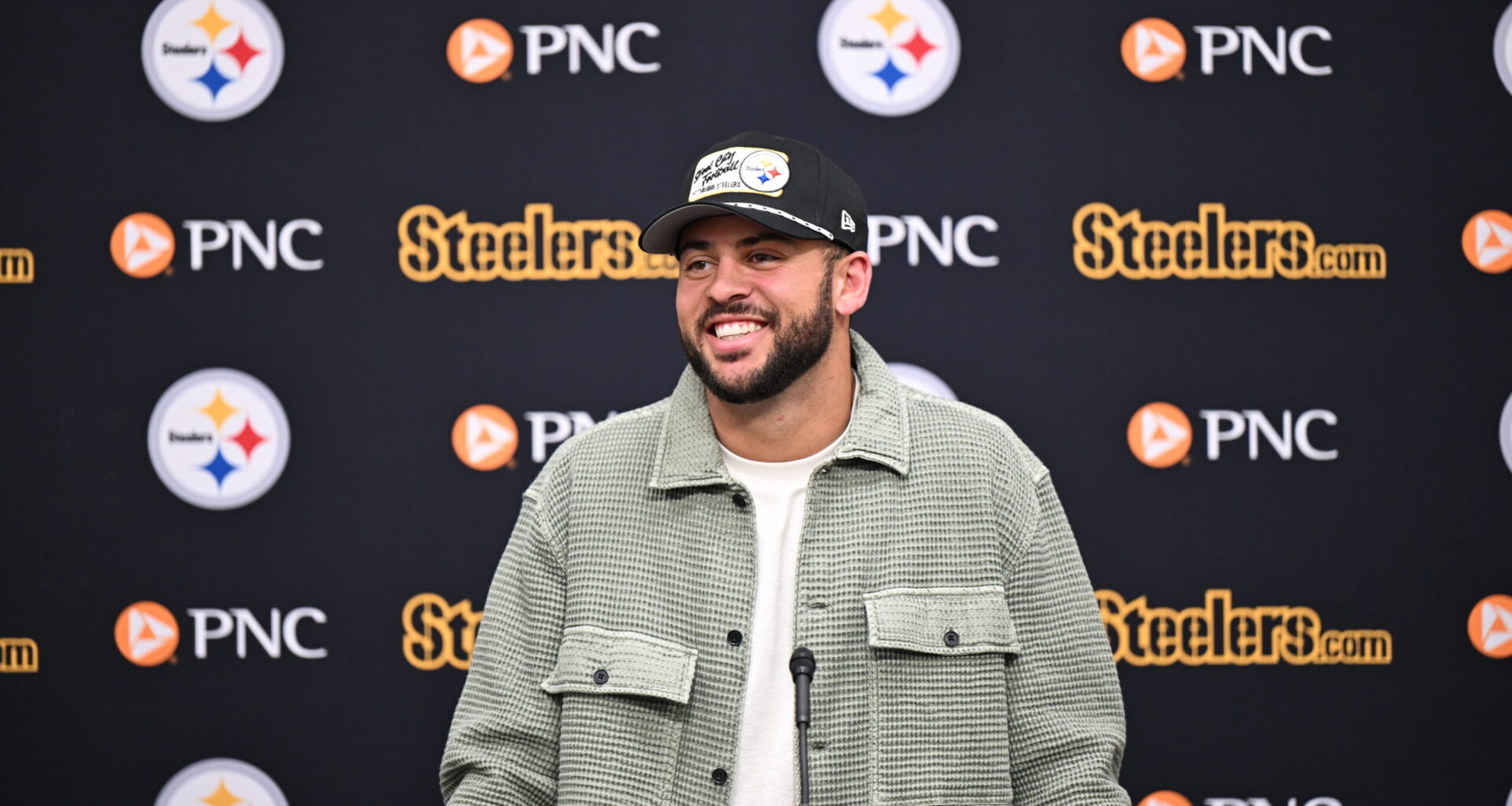 Former NFL WR: Steelers Fans Will Fall in Love with Michael Pittman