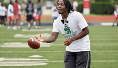 Jets' D'Angelo Ponds returns to alma mater, hosts youth camp