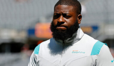 Vikings Suspend DBs Coach Gerald Alexander For 3 Weeks