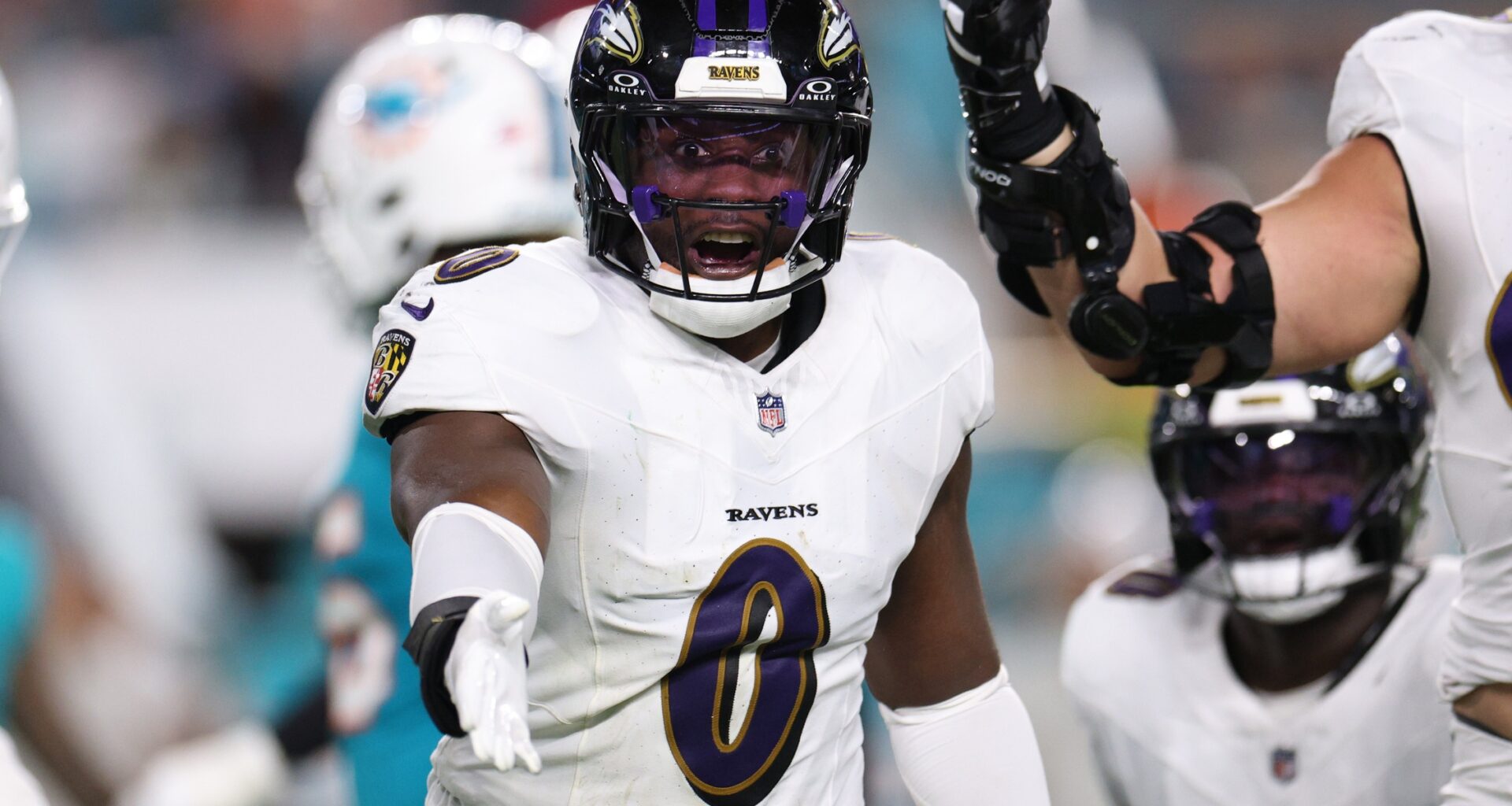 AFC Notes: Roquan Smith, Todd Monken, Browns, Ravens