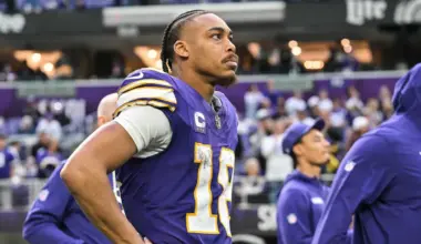 Raiders linked in stunning trade rumor to Vikings' Justin Jefferson image