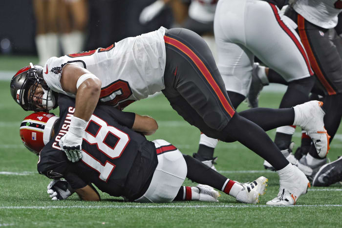 How Texans envision ‘inside and outside’ role for defensive lineman Logan Hall: ‘Sky’s the limit’