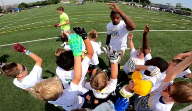 Packers' Matthew Golden hosts Wisconsin youth football camps