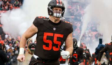 Ravens signing new center Ethan Pocic to compete for starting job