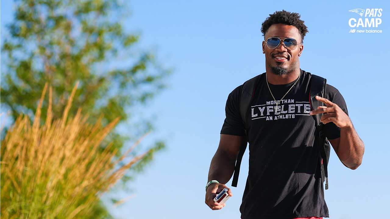 Photos: Patriots Veterans Return Report for Training Camp