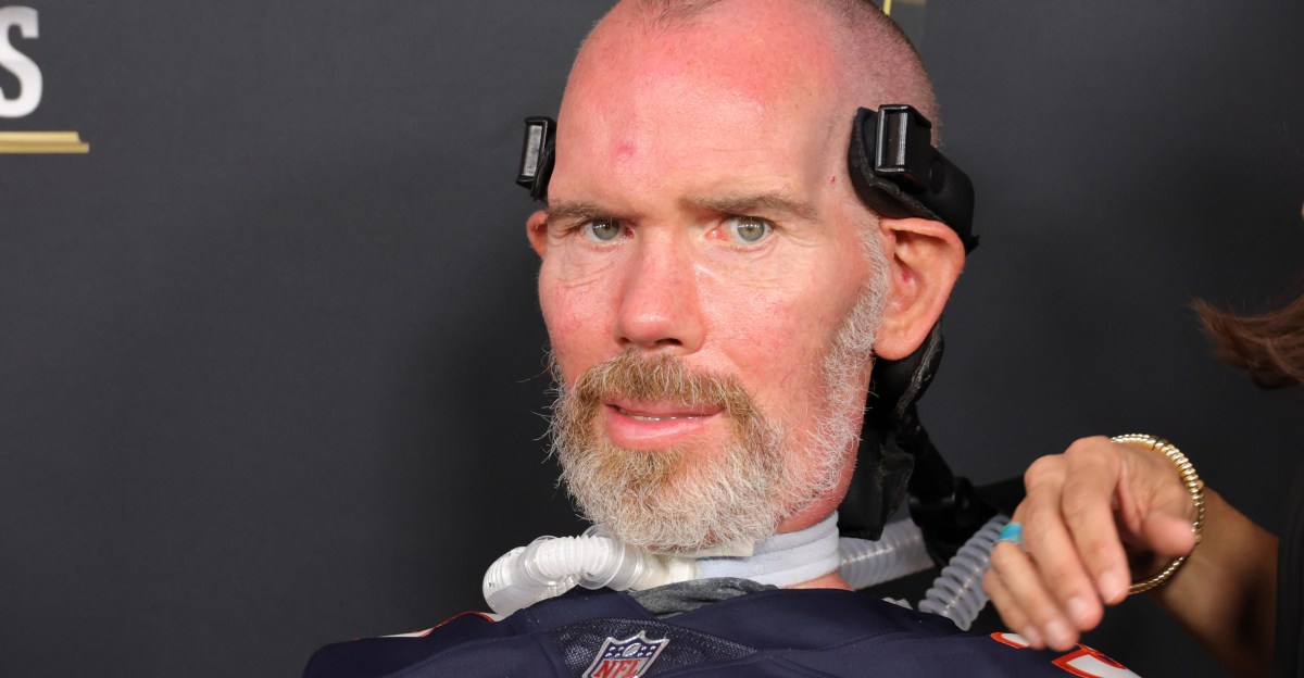 Saints legend Steve Gleason takes on Ice Bucket Challenge again for ALS awareness