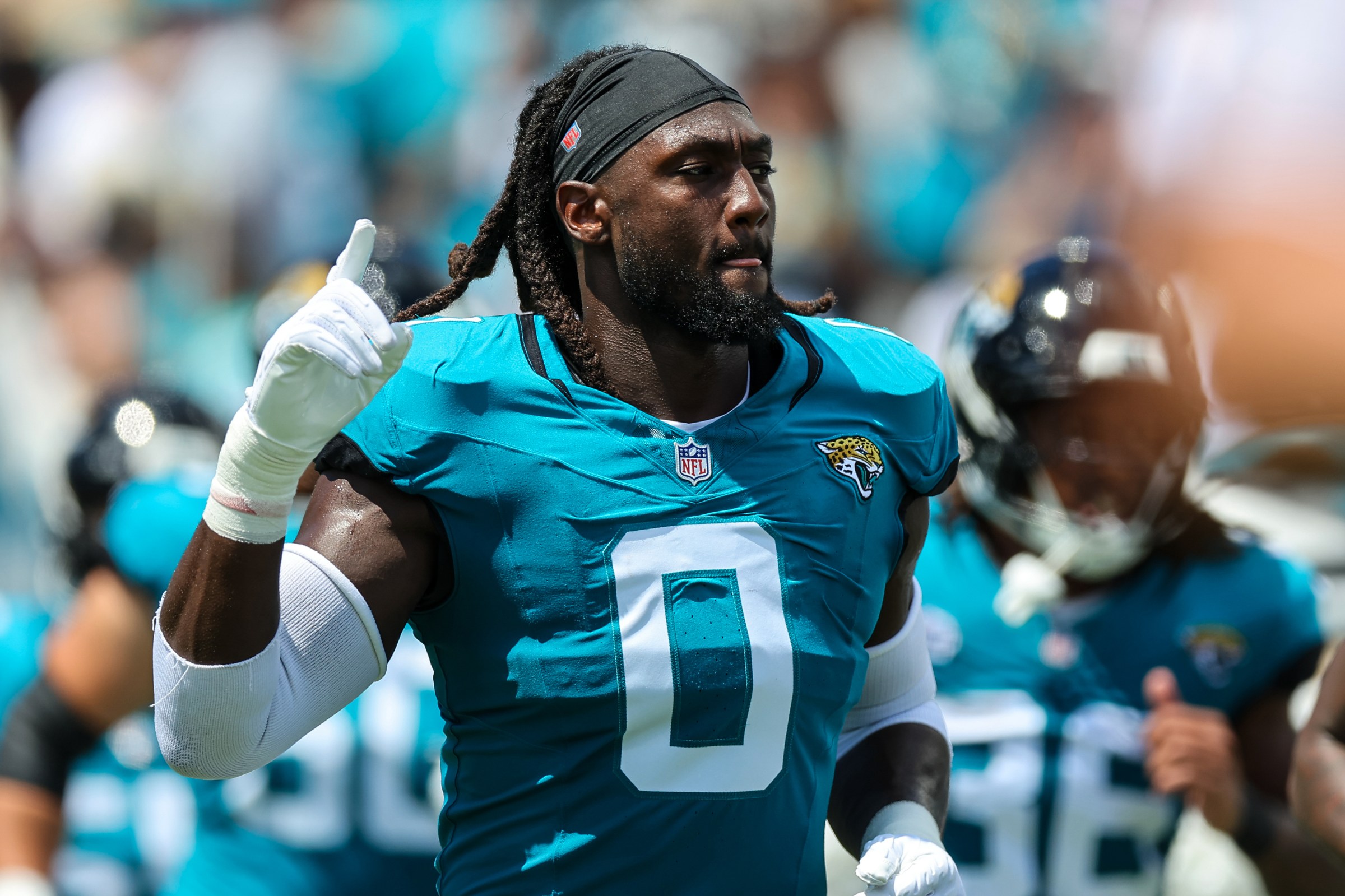 JACKSONVILLE, FLORIDA - SEPTEMBER 7: Devin Lloyd #0 of the Jacksonville Jaguars takes the field for introductions prior the the game against the Carolina Panthers at EverBank Field on September 7, 2025 in Jacksonville, Florida. (Photo by Mike Carlson/Getty Images)