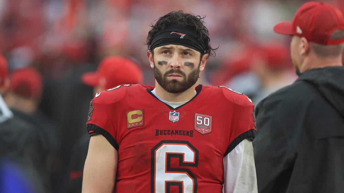 Buccaneers training camp opens with Baker Mayfield drama, Vita Vea trade request