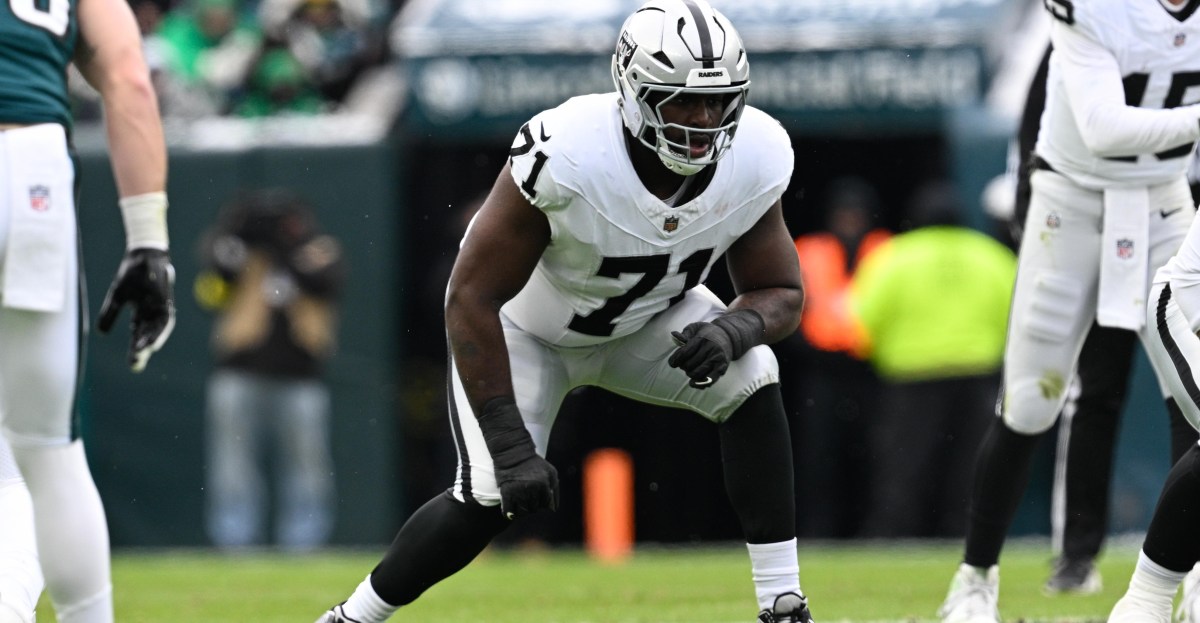 Raiders Mailbag: Could DJ Glaze improve similarly to Kolton Miller?