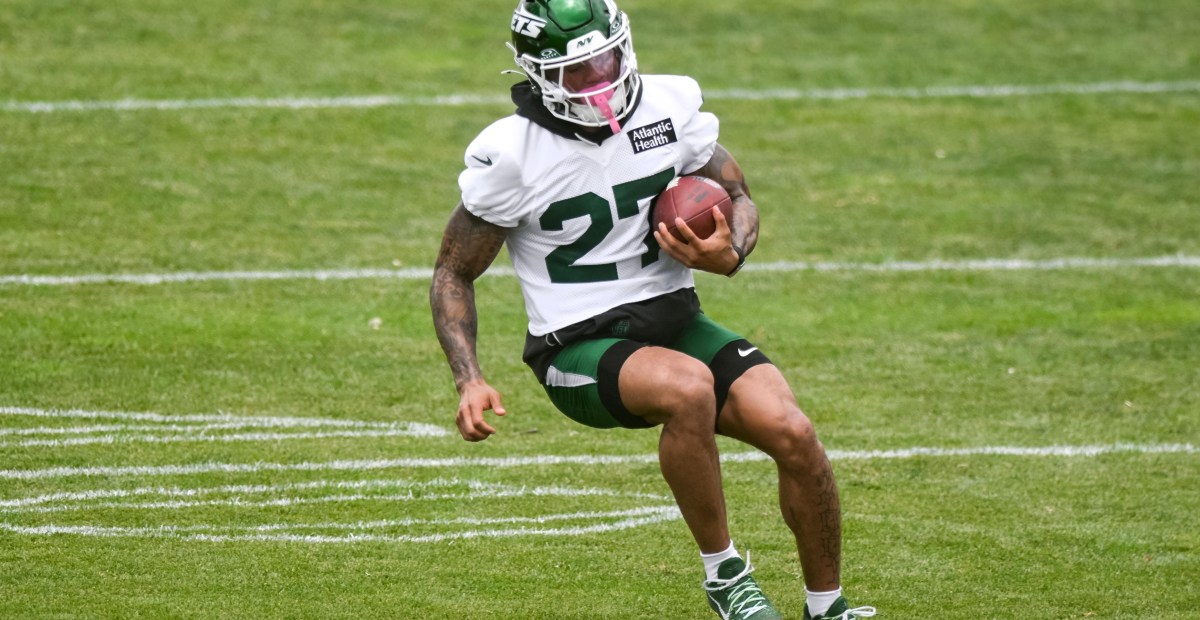 New York Jets News: Fresh off a new contract, Breece Hall looks to take the next step