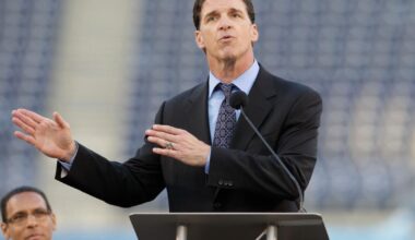 Former Chargers star Billy Ray Smith Jr. dies at 64, family blames CTE