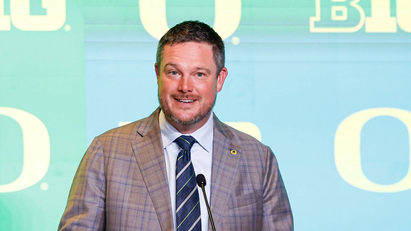 Early Look at Oregon's Opponents Ranked by Preseason AP Top 25 Poll