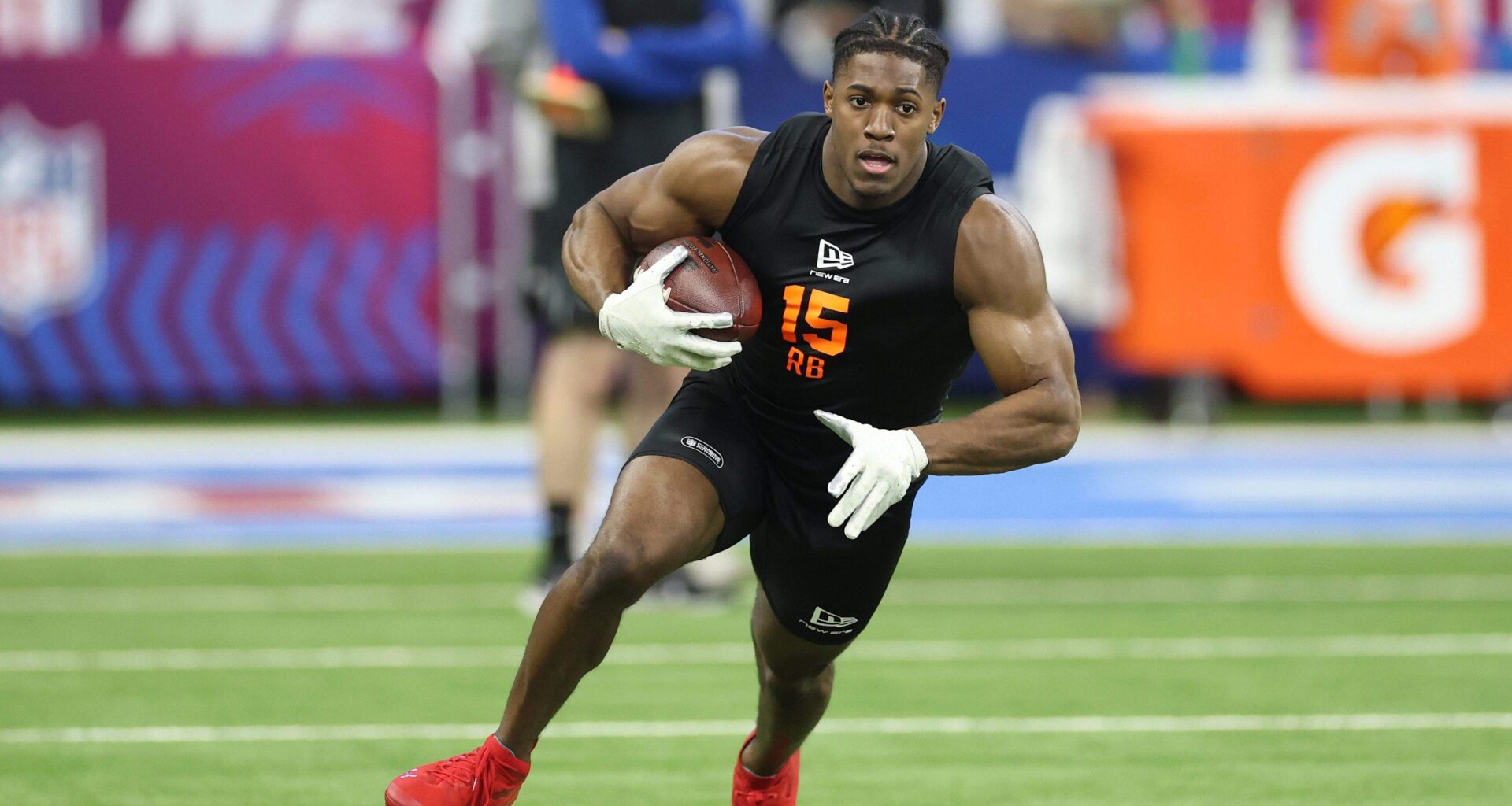 Seahawks Rookie Draws ‘Prime Dalvin Cook’ Comparison