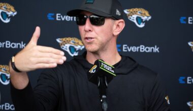 Saints' Etienne is still popular with ex-Jags teammates, touts Tuten's potential with Jacksonville