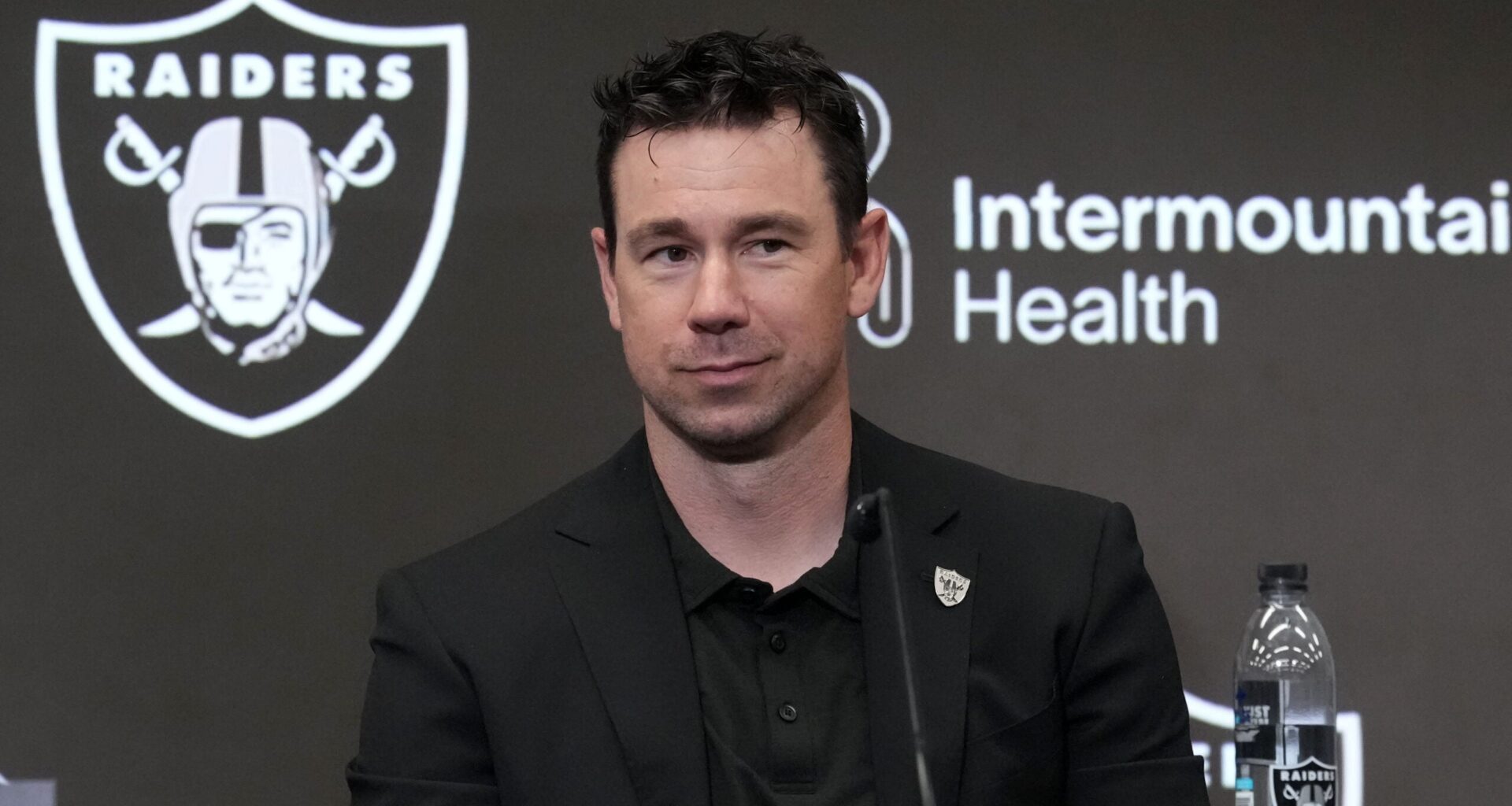 Las Vegas Raiders head coach Klint Kubiak