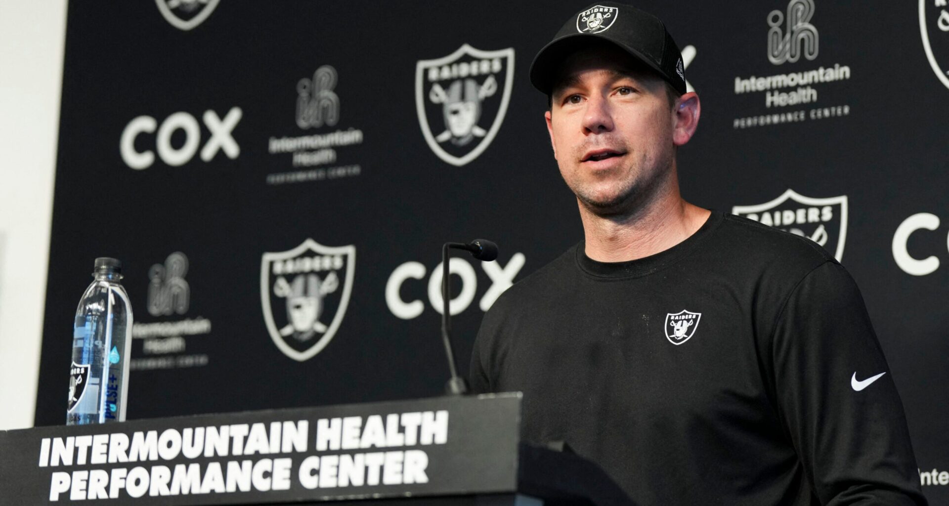 Las Vegas Raiders head coach Klint Kubiak Training Camp