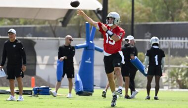 Las Vegas Raiders quarterback Fernando Mendoza