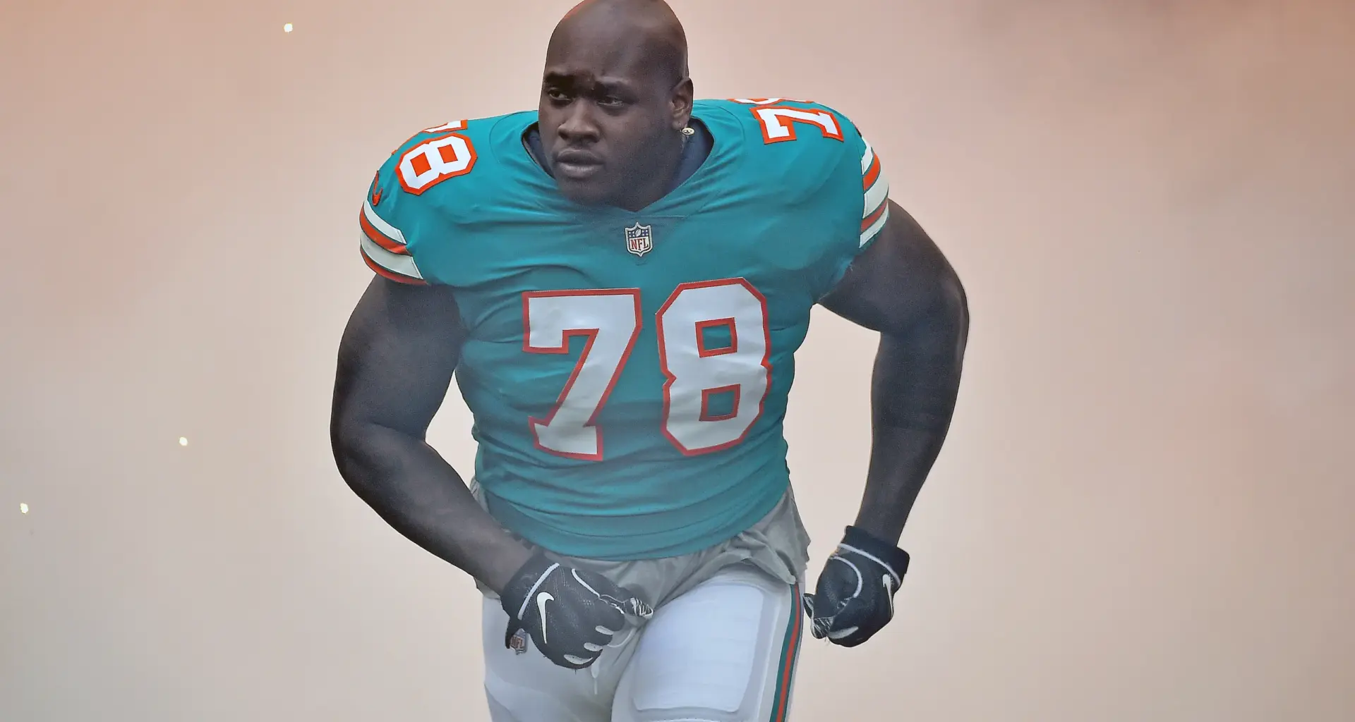 Former Dolphins OL Laremy Tunsil suffers significant injury in camp