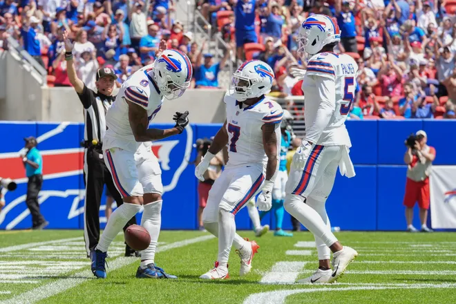 Aug 15, 2026; Orchard Park, New York, USA; Buffalo Bills wide receiver Keon Coleman (0) celebrates catching a touchdown with Buffalo Bills running back Ray Davis (7) and Buffalo Bills wide receiver Joshua Palmer (5) during the first half aginst the Carolina Panthers at New Highmark Stadium. Mandatory Credit: Gregory Fisher-Imagn Images