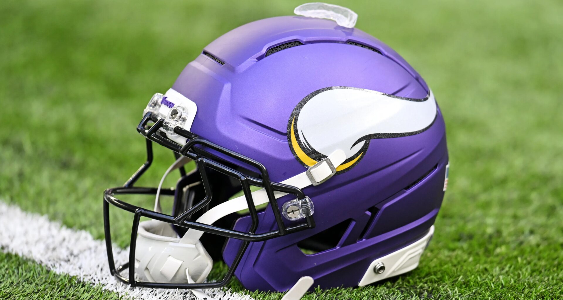 Vikings' Jeshaun Jones gets suspended from the NFL for three games