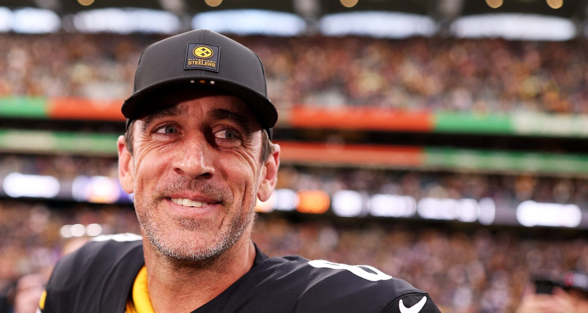 Aaron Rodgers shares final Green Bay Packers message after Lambeau disappointment