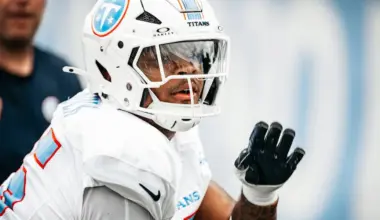 Titans hold first padded practice of training camp