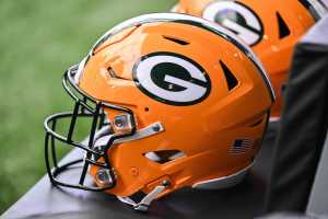 Packers helmet