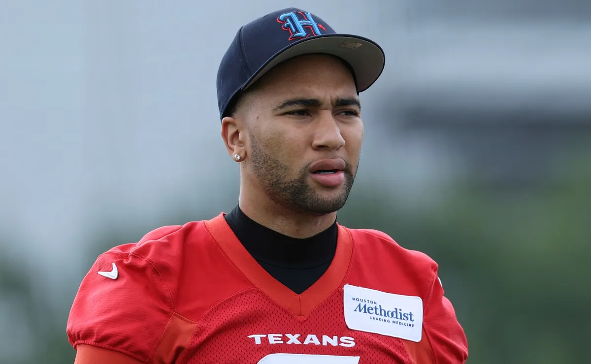 Is CJ Stroud playing today? Texans' starting QB vs Chargers in Week 1 of 2026 NFL Preseason