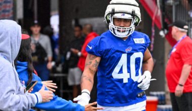 Seahawks work out recently waived Buffalo Bills fullback Jackson Acker