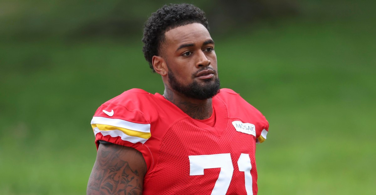 Chiefs News: The status of Josh Simmons’ back injury is unclear