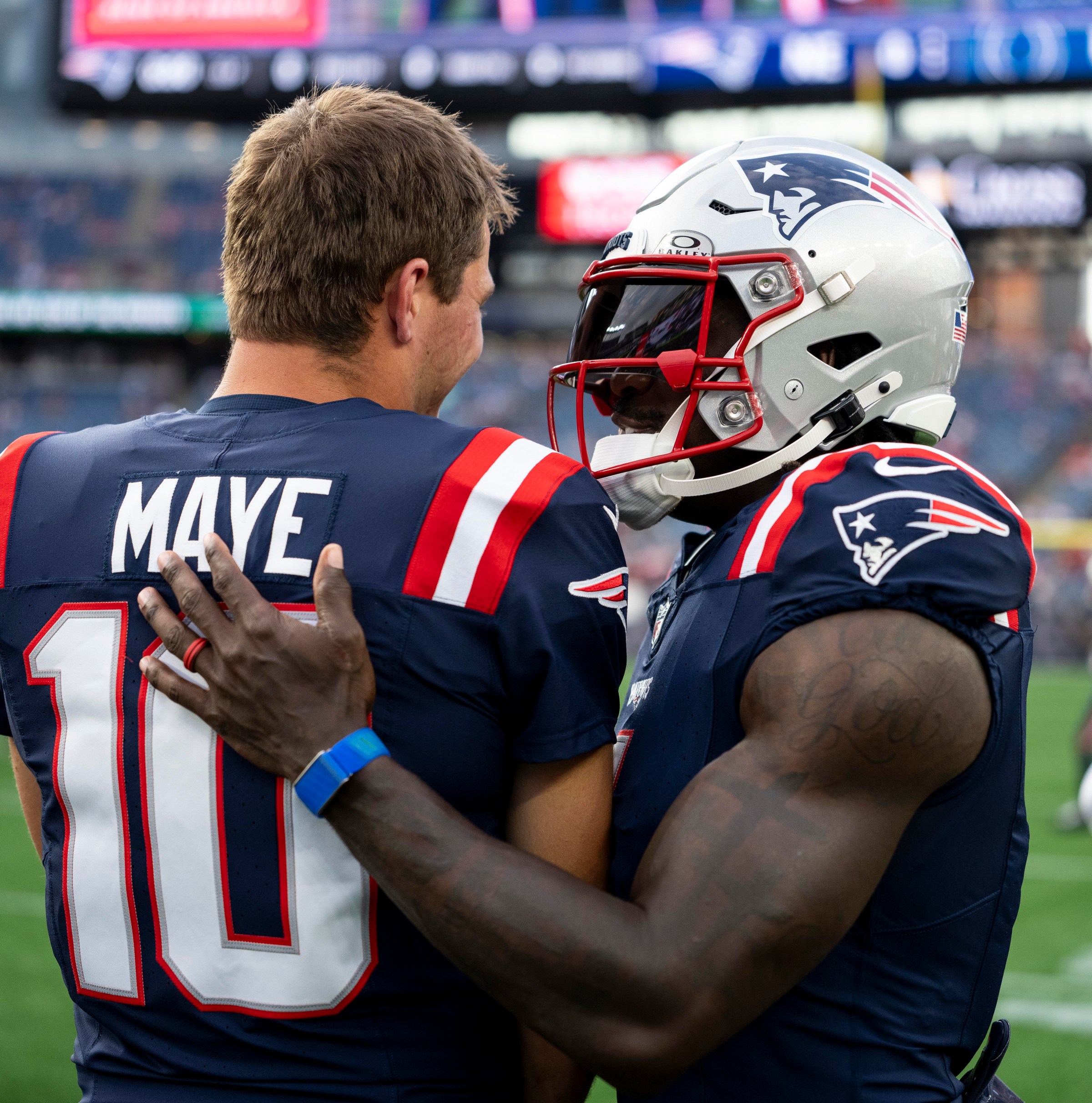 Patriots Links: A.J. Brown headlines Pats-Eagles joint practices