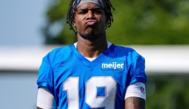 Several Detroit Lions training camp battles heat up on offense