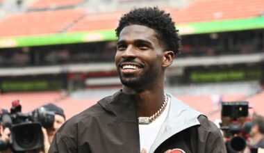 Shedeur Sanders Turns Heads on Sidelines of Colorado vs. Georgia Tech